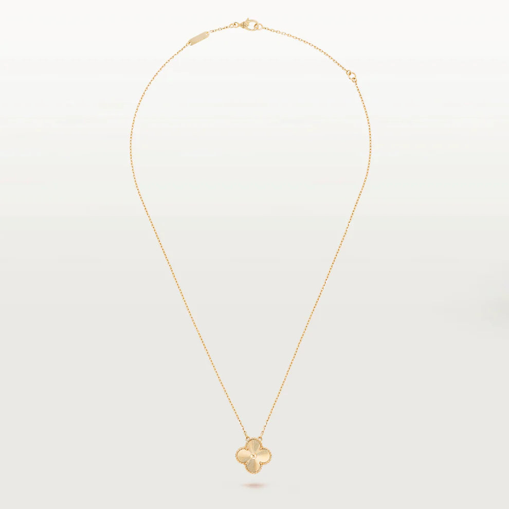 Clover Necklace Gold