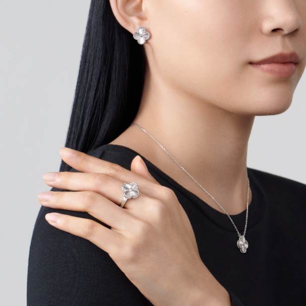 Clover Ring Silver