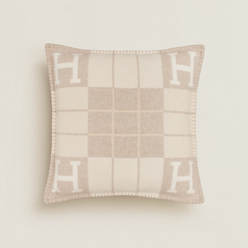 H Cushion Beige
