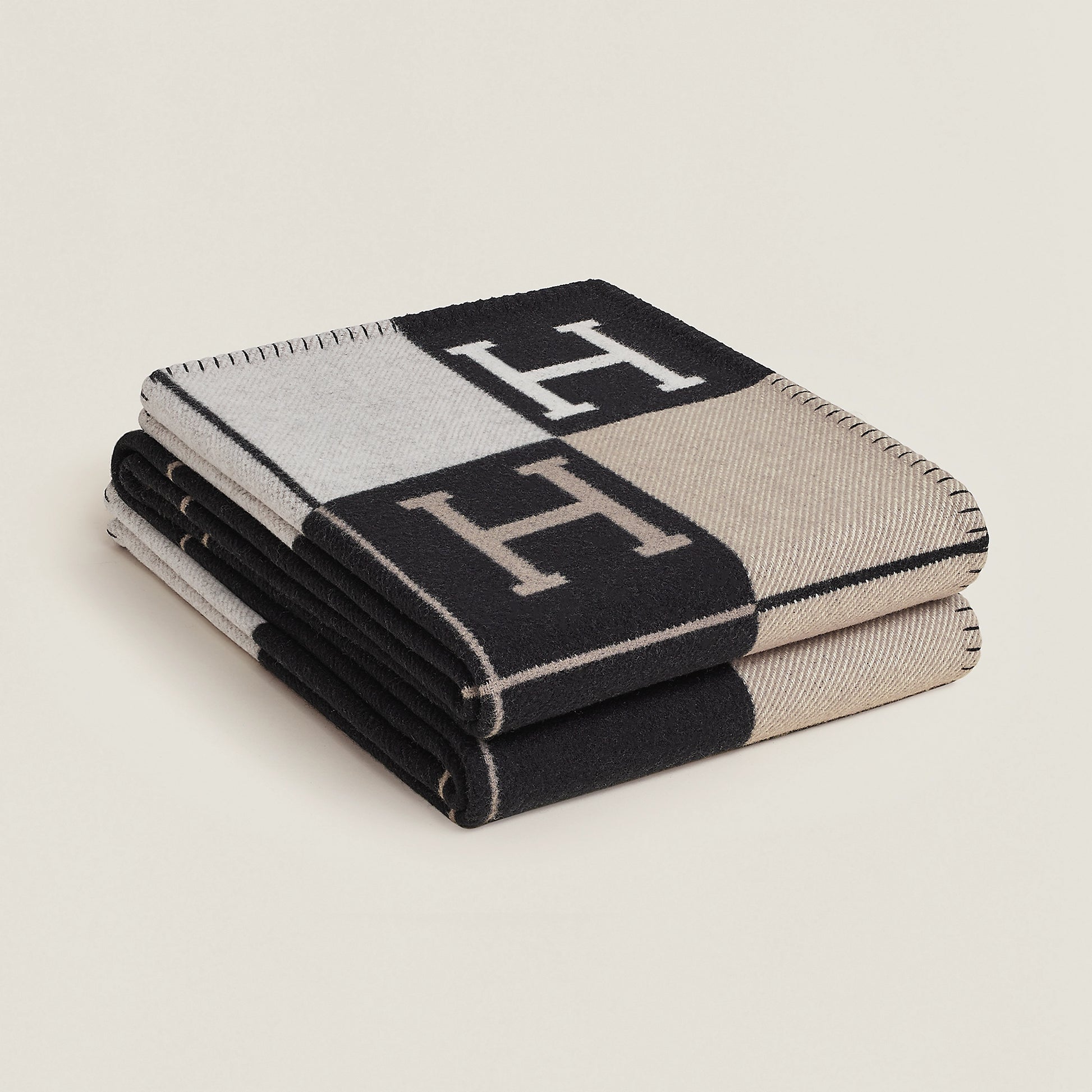 H Blanket Black